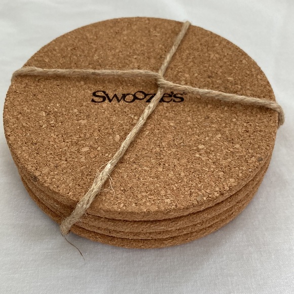 Swoozies Cork Coaster set of 4 “What Happens at The Beach Stays at The Beach NEW - Picture 11 of 13